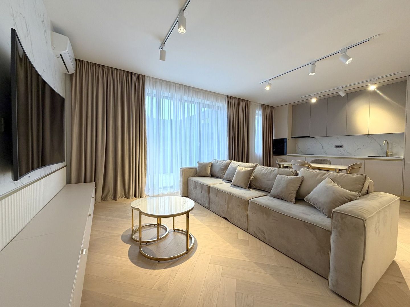 Apartament elegant 2 camere | 2 bai | parcare | Pipera-Jollie Ville - Poză 1