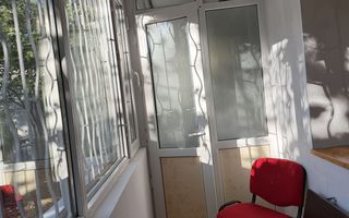 Apartament 2 camere de închiriat, loc de parcare inclus - Poză 3