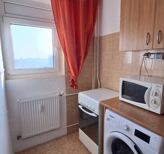 Garsonieră modernă, mobilată complet, metrou Titan 3 min, balcon - Poză 1