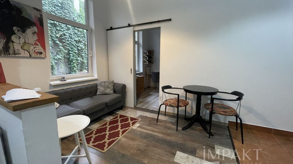 Apartament cu 3 camere, zona centrală-UMF - Poză 2