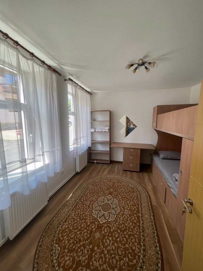 Casă 5 camere + teren 212 mp - Centrul Brasovului - 5173 - Poză 3