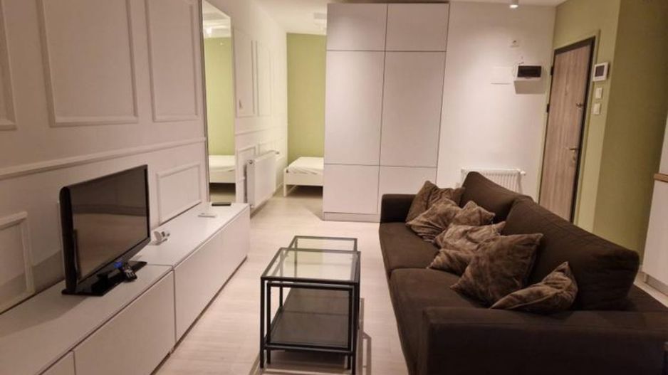 STUDIO OBOR - DORMITOR SEPARAT, CENTRALA PROPRIE, CURTE, METROU 5 MIN. - Poză 1