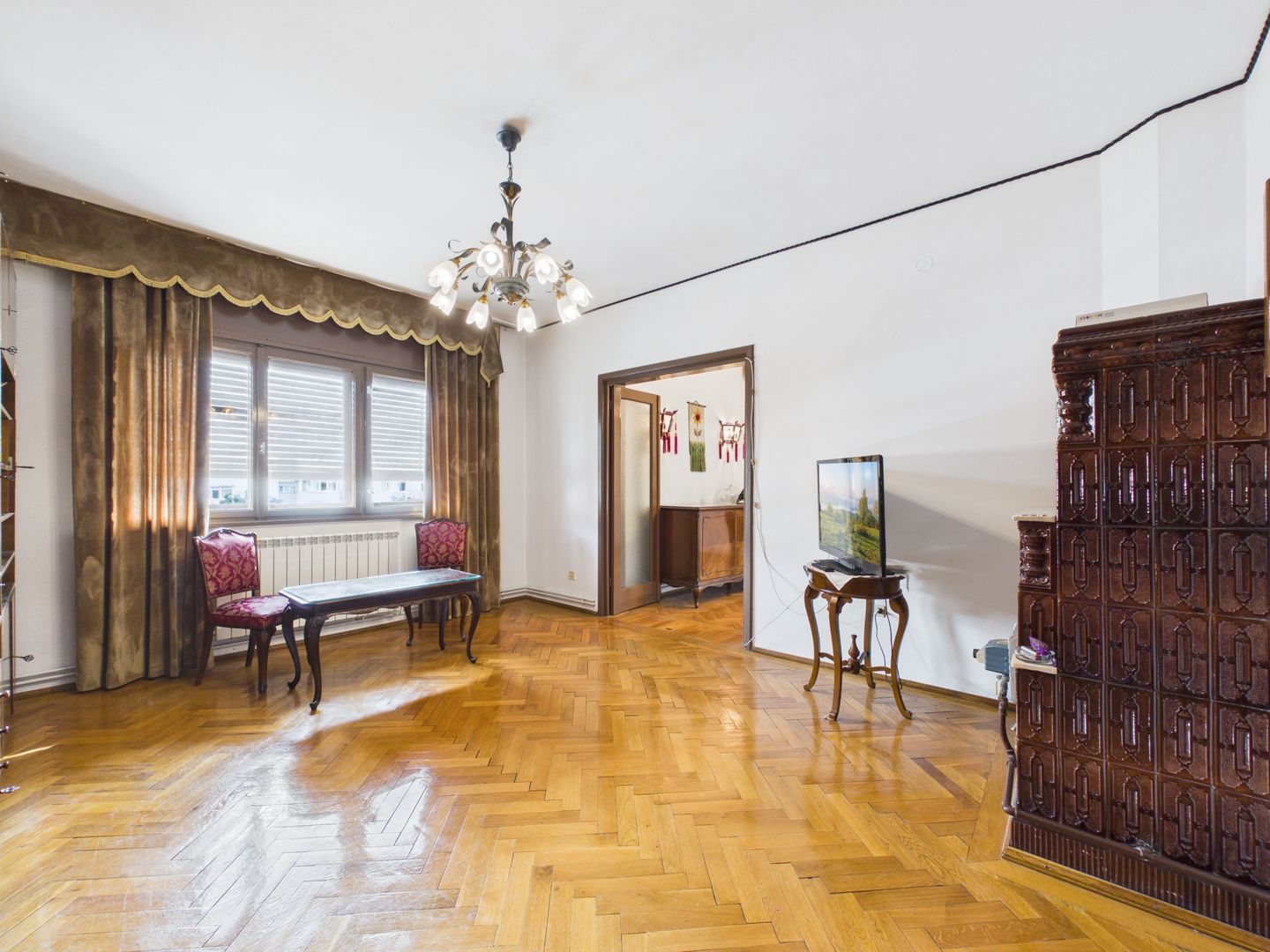 Apartament cu 2 camere de vânzare în zona Dorobanti - Poză 1