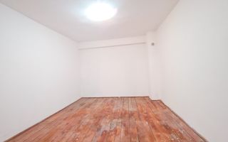 Oportunitate Unică: Casă cu 4 Camere, Curte Generoasă și Îmbunătățiri - Poză 16