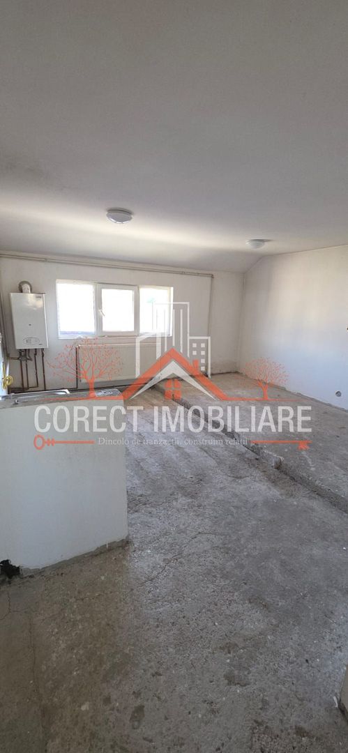 Apartament 4 camere – 70 mp utili + pod 30 mp – Etaj 5 – Preț 48.000 € - Poză 8