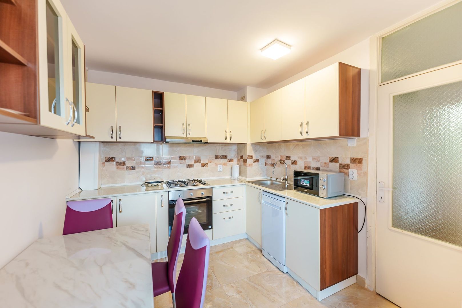 De închiriat apartament 3 camere Fortuna - Poză 12
