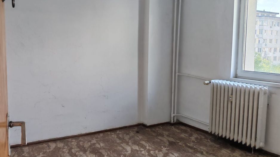 Apartament 3 Camere bloc reabilitat, bucla Drumul Taberei - Poză 1