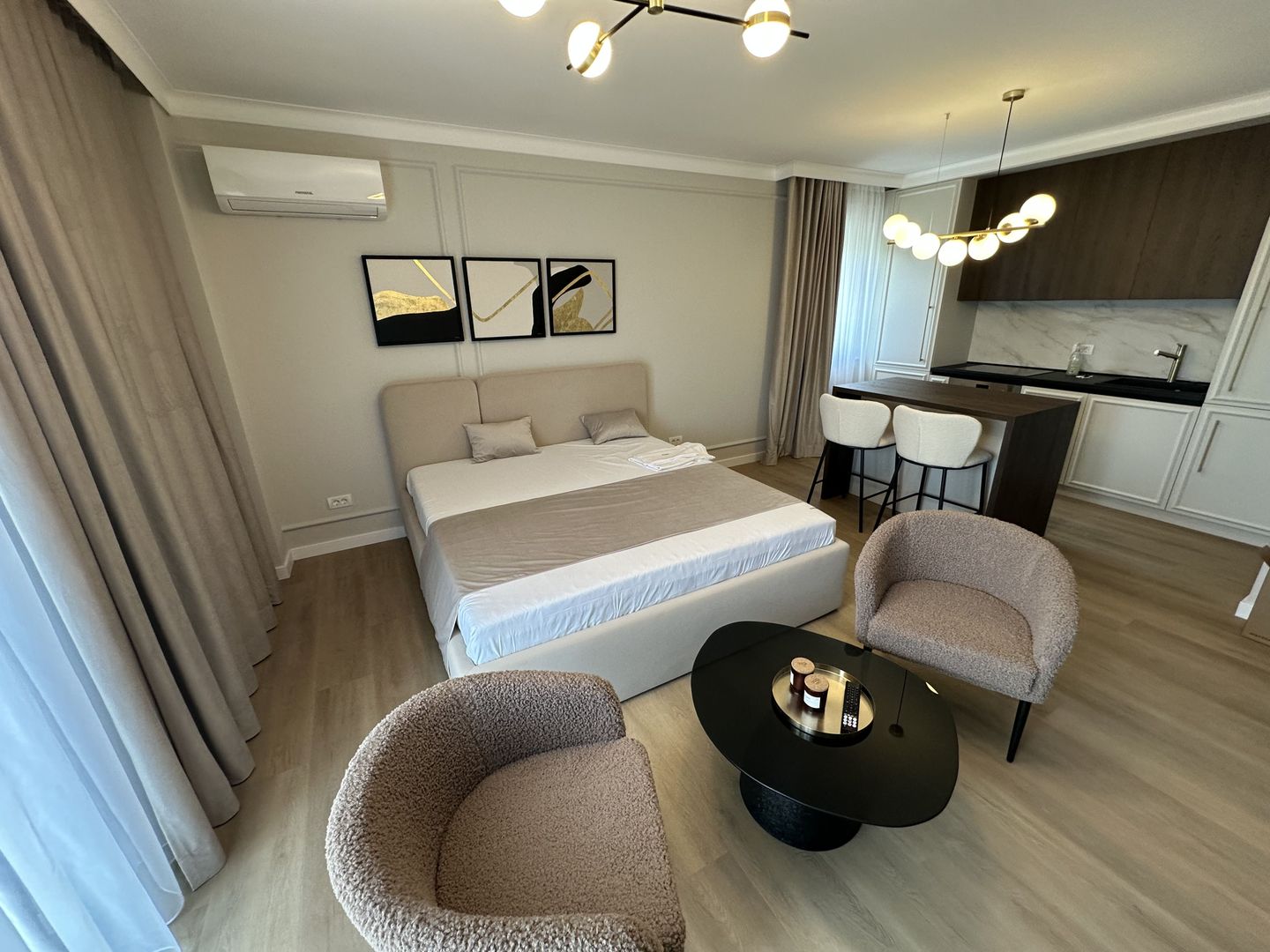 Apartment deosebit 1 camera loc de parcare - Poză 4