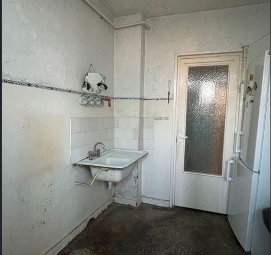 Apartament 3 camere cu 2 balcoane ,Micro 16,et 3 - Poză 5