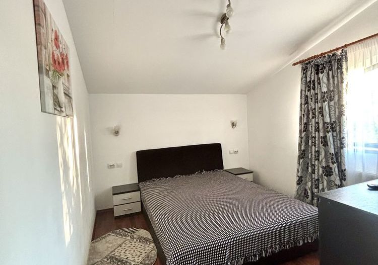 Casa cocheta, Corbeanca, langa padure - Poză 1