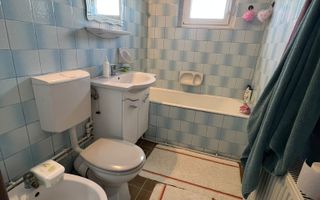 Apartament Renovat 2 camere 59 mp con.-balcon-Zona Decebal - Poză 6