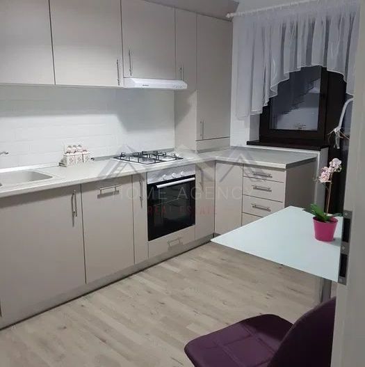 Apartament 2 camere Otopeni central | include parcare - Poză 1