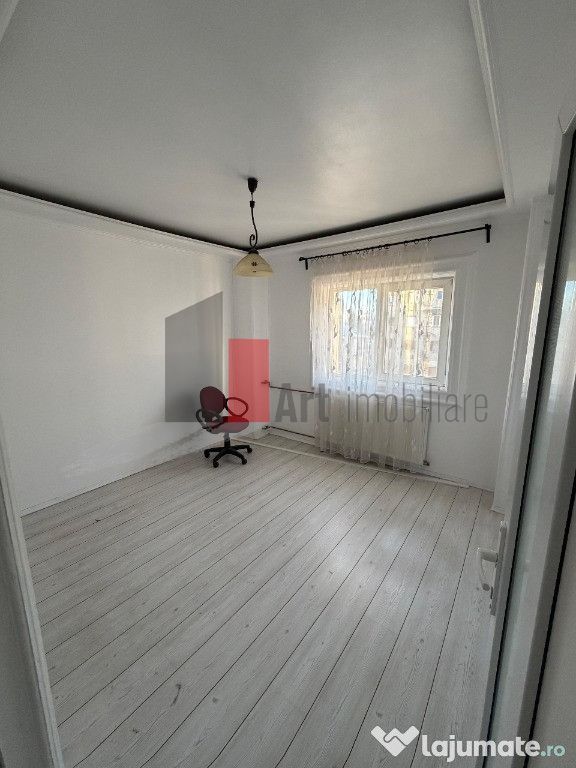 APARTAMENT  2 CAMERE -  MOSILOR , ZECE MESE - Poză 2