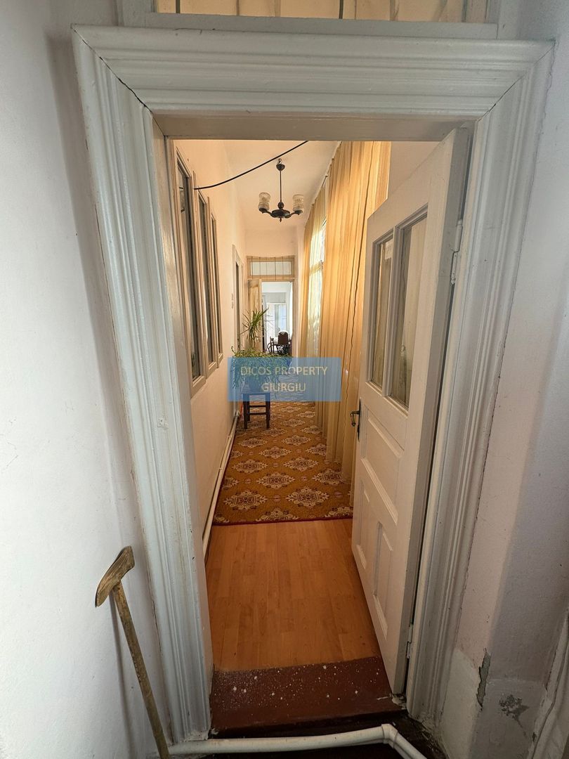 De vânzare  casă situată pe strada Mihail Sadoveanu - Poză 10