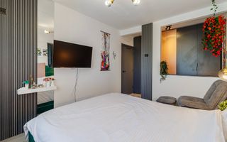 2 camere- mobilat- utilat Ozana- centrala - Poză 8