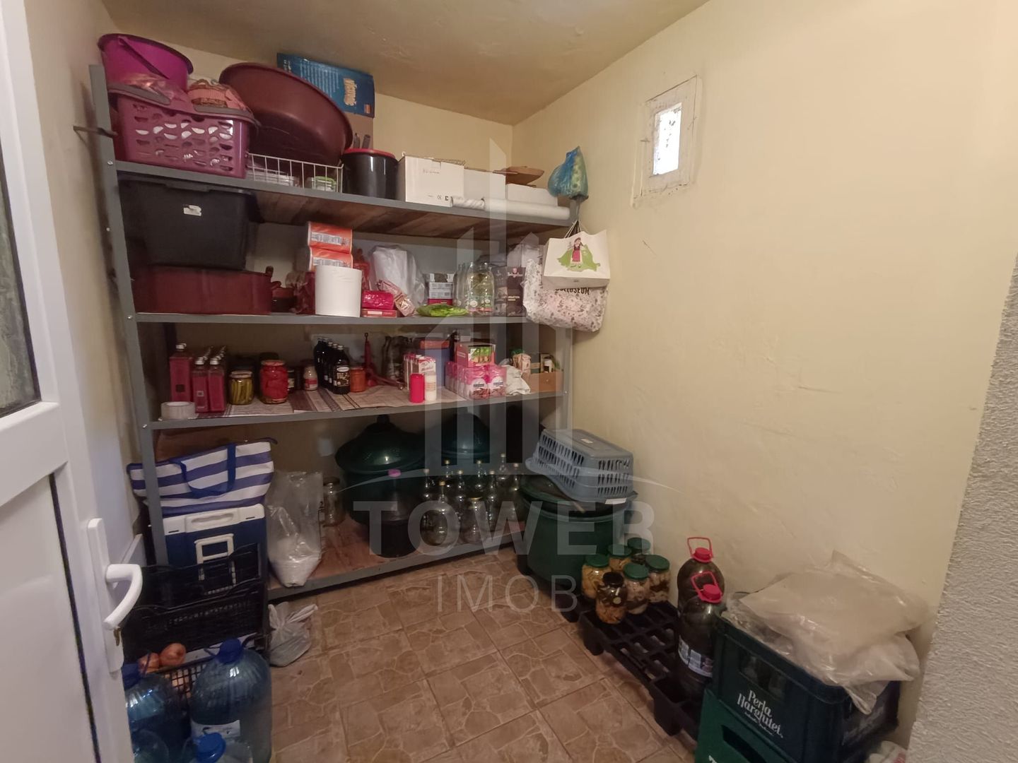 Casă de vânzare în satul Roșia cu vedere panoramică spre Munții Făgăras - Poză 24