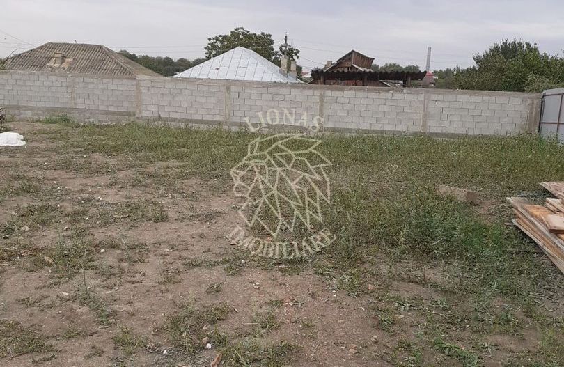 Teren amenajat 553 mp+Proiect casa si Garaj la rosu-Holboca - Poză 1