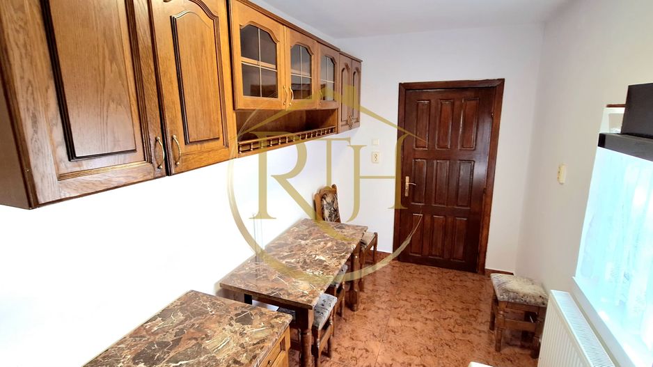 Oferim spre inchiriere casa spatioasa cu 2 camere, Zona Soarelui,cartier privat - Poză 12