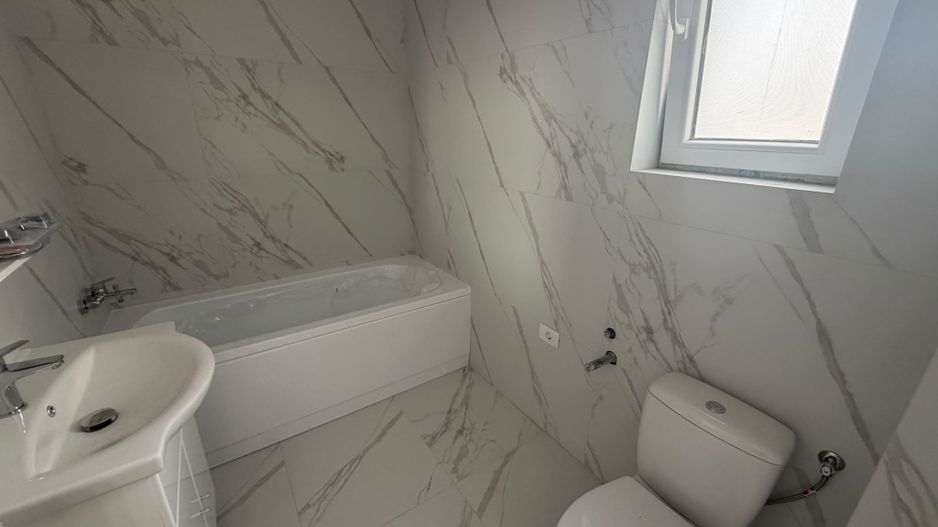 AP. 3 CAMERE - GRADINA PROPRIE 50MP, BLOC FINALIZAT, PARCARE, COMS 0% - Poză 8