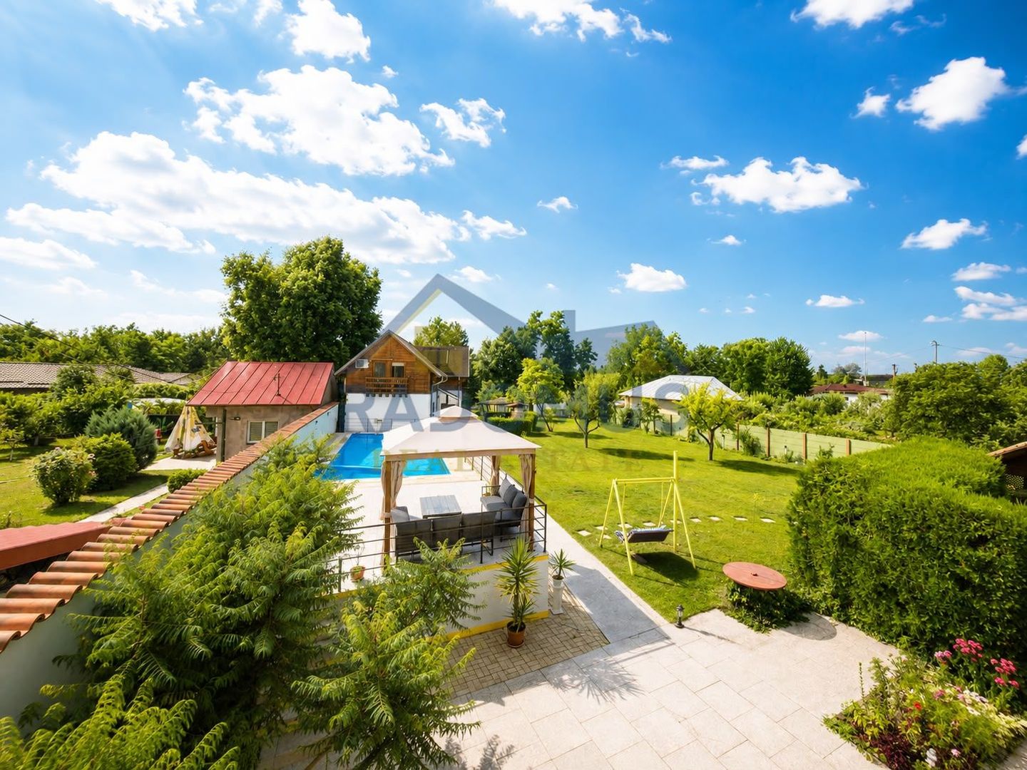Proprietate Premium | 2 Case | Piscină | Teren 2.000 mp | Mobilată - Poză 10