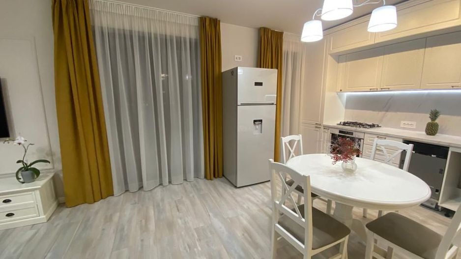 DE INCHIRIAT Apartament 3 camere de inchiriat Complex Core Timpuri Noi - Poză 5