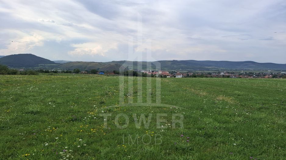 Teren la Orlat cu vedere spre munti - Poză 2