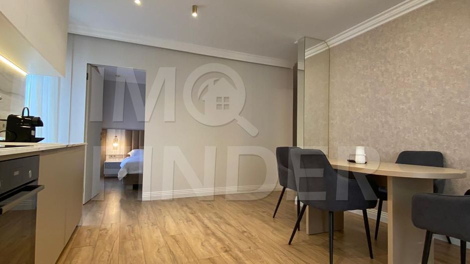 Vanzare 2 camere la cheie, zona Teatru National, 46 mp+ 43 mp gradina - Poză 3