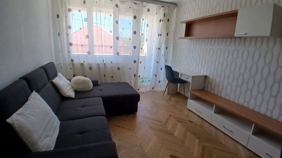 Complexul Studențesc | 3 Camere | Decomandat. - Poză 1