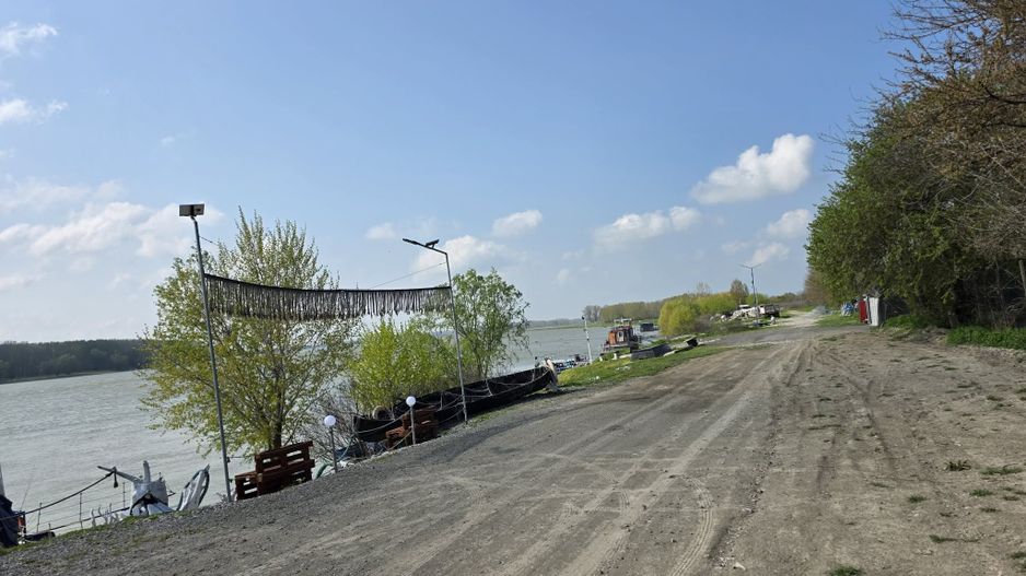 Teren între case cu utilități – la 2 pași de Brațul Borcea, Fetești - Poză 3