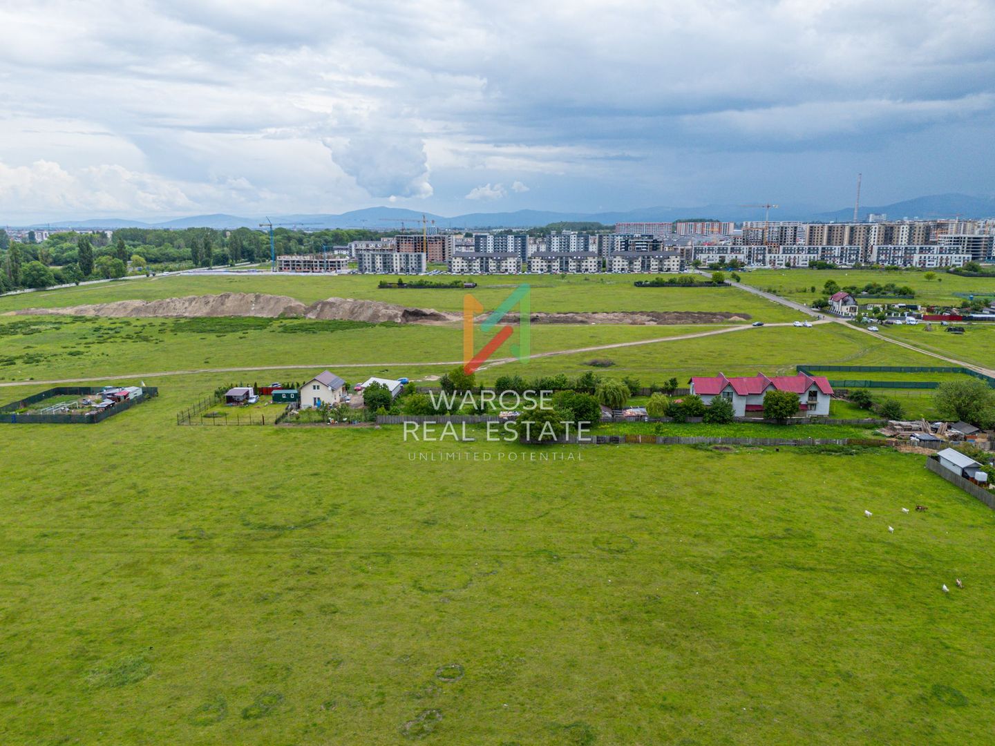 Teren intravilan cu potențial investitie |1000 mp| Tractorul - Poză 3