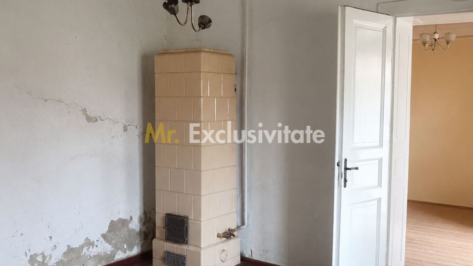 Casă de vânzare cu teren generos în Valea lui Mihai - Poză 5