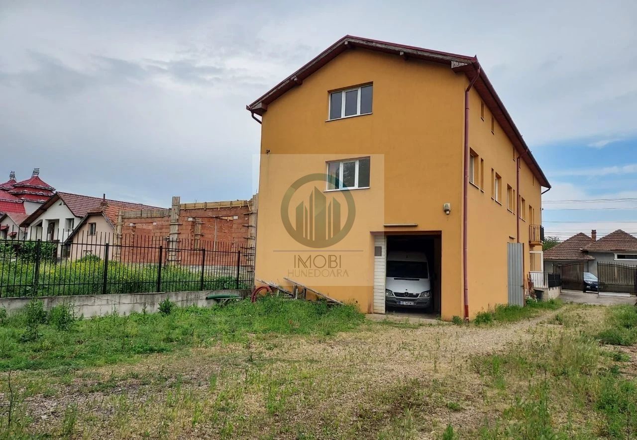 Cladire la cheie 2 ap si 8 garsoniere Deva cartier Grigoresc 495 mp - Poză 14