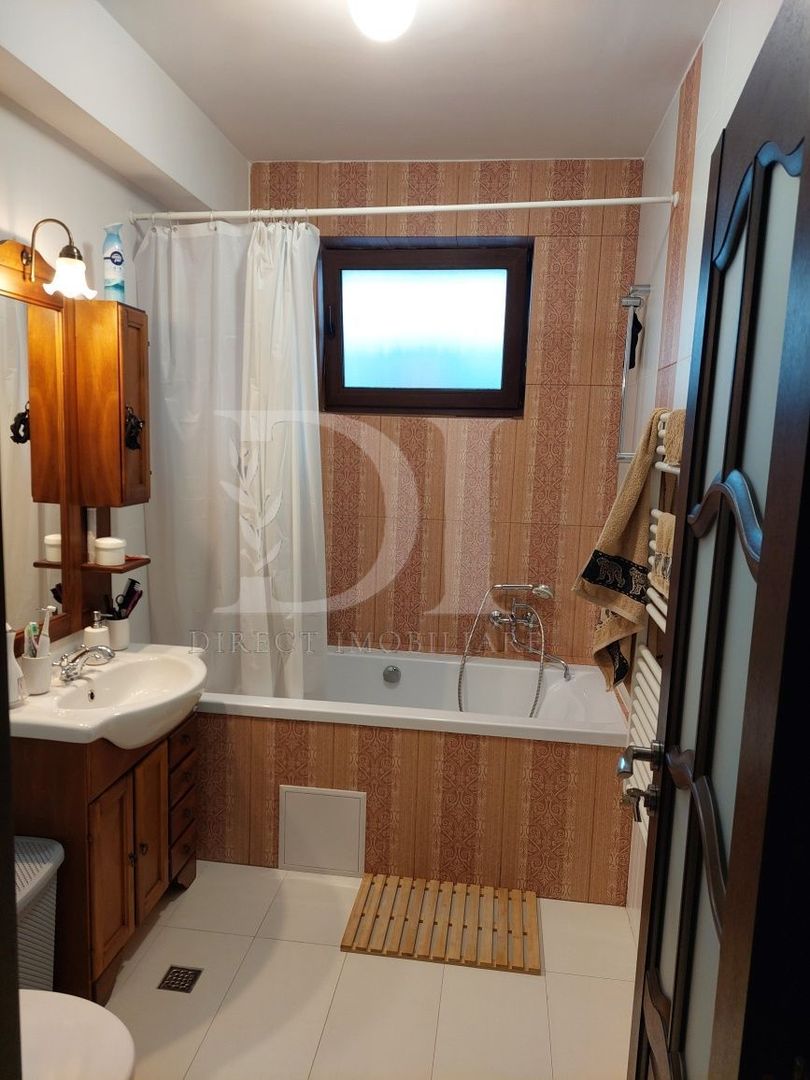 Apartament cu 2 camere decomandate-zona Poligon Floresti - Poză 4