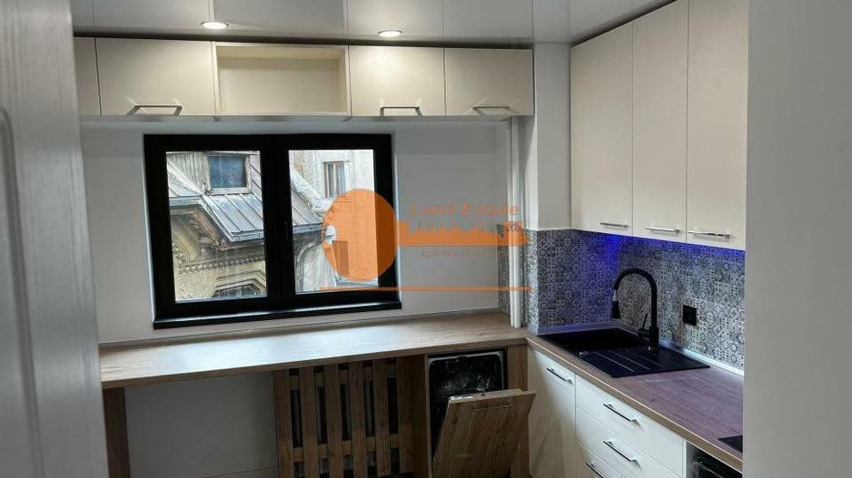 Apartament cu 4 camere Unirii - Vedere libera - Poză 9