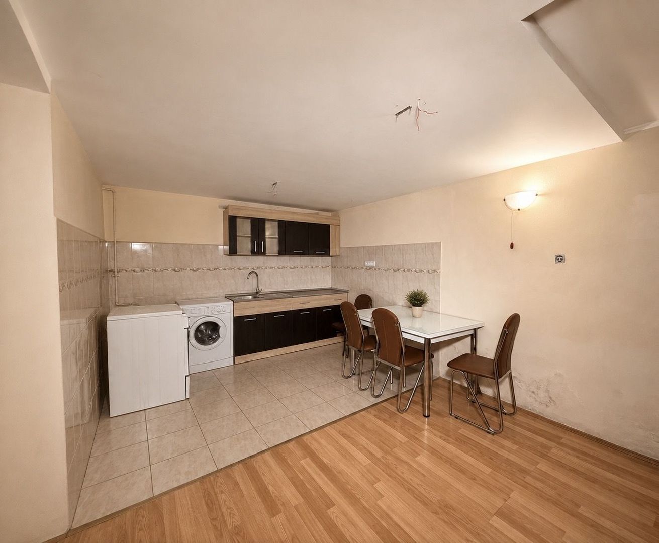 De vânzare apartament la casă, Piața Republicii, Agnita - Poză 4