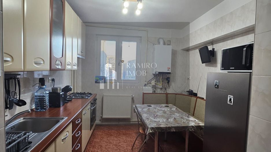 Apartament  3 camere 70 MP/ Sector 3/ METROU 1 DECEMBRIE 1918 - Poză 6