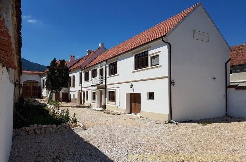 Vânzare Case în împrejurimi - Poză 1