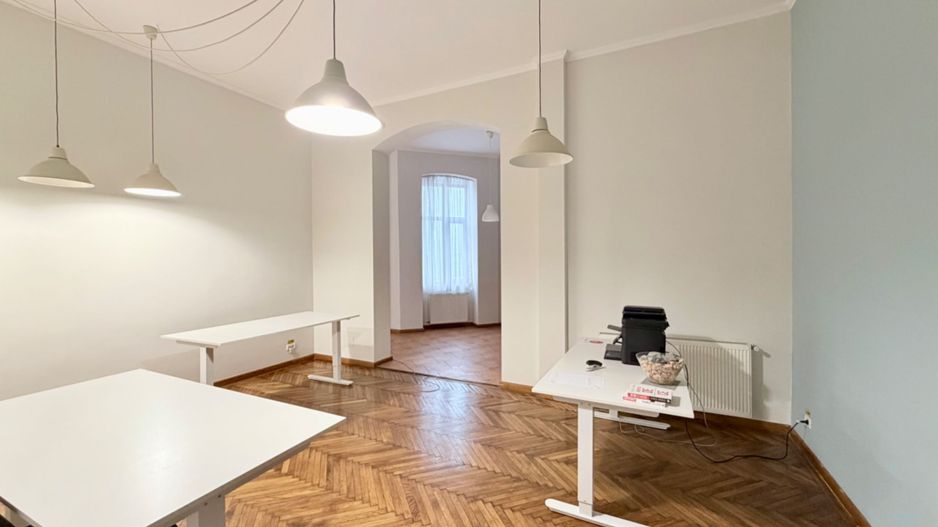 Spatiu de birouri, parter, Zona Baile Neptun, str. Dionisie Lintia - Poză 1