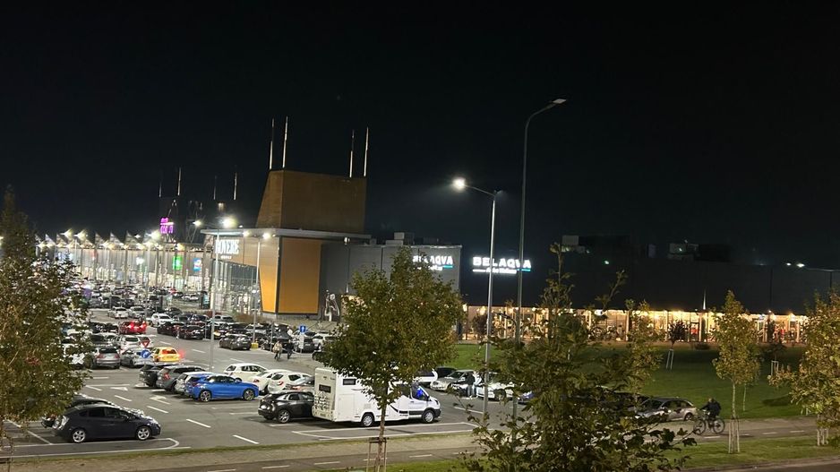 Inchiriere apartament 3 camere cu terasa de 50 mp Kasper - Poză 3