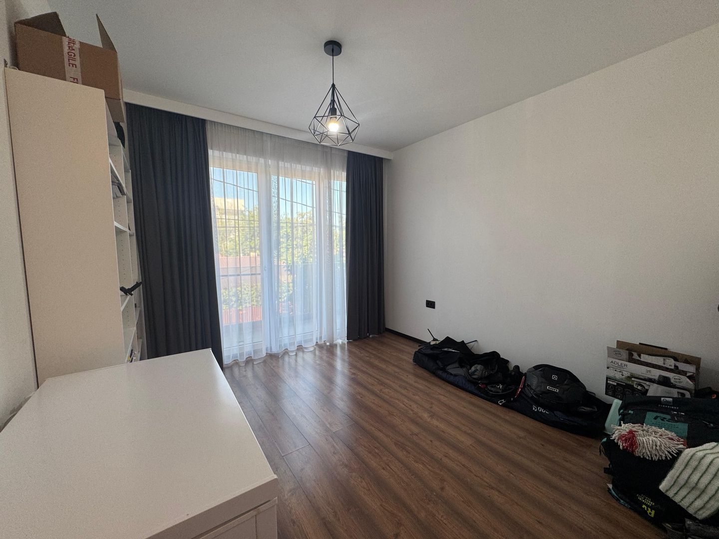 3 CAMERE + LOC DE PARCARE || SISESTI - Poză 13