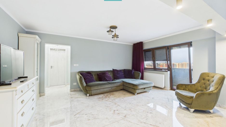 Apartament de închiriat cu 3 camere la Intim - Poză 1