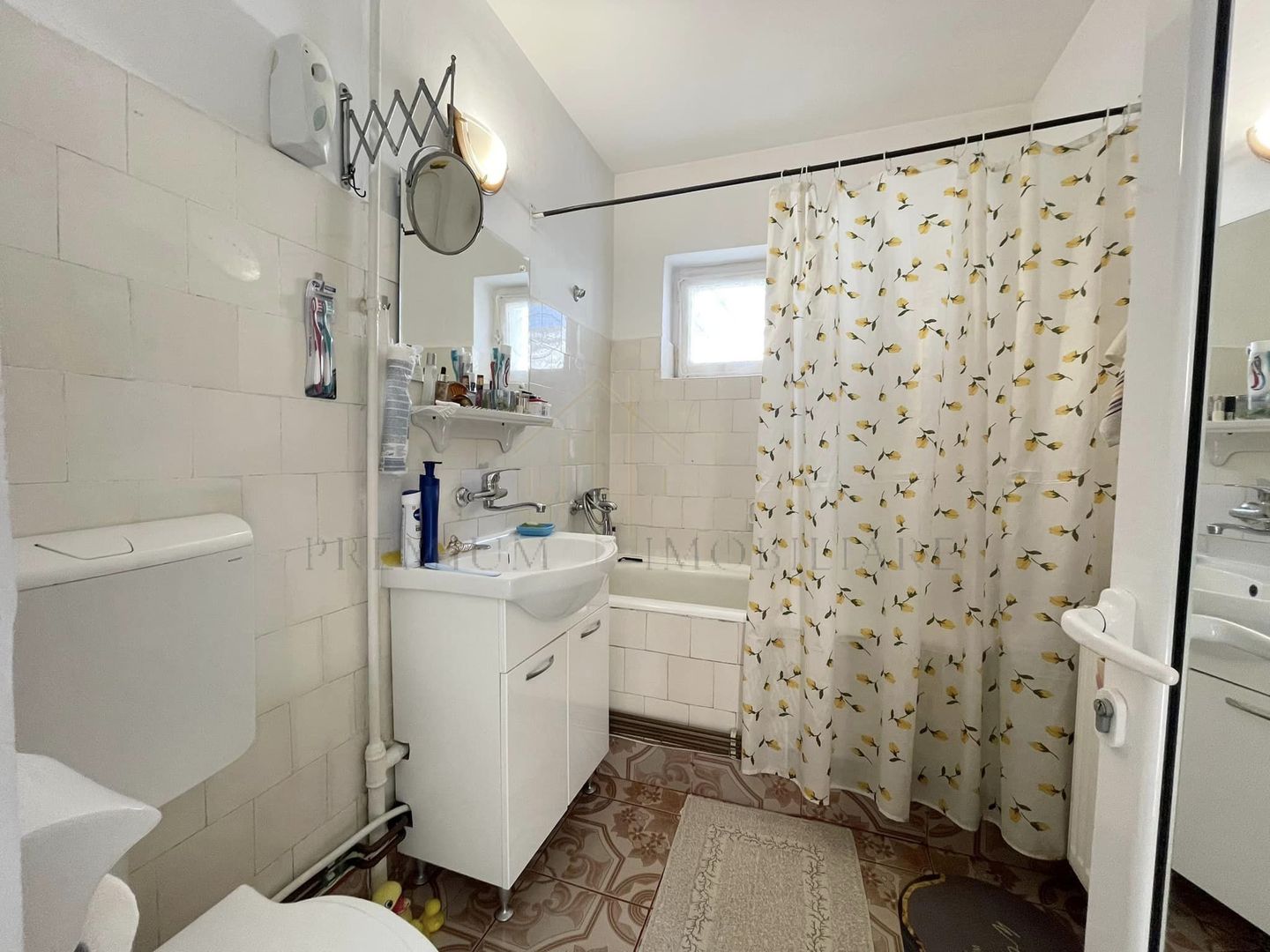 Apartament 3 Camere - Zona centrala - Poză 4