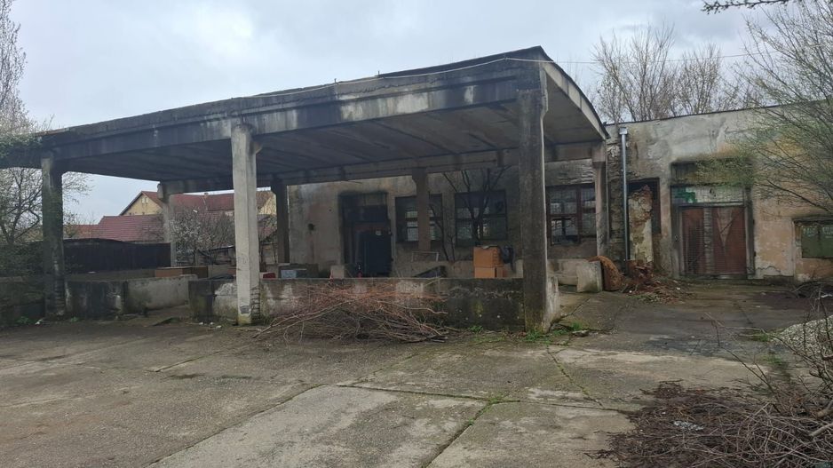 Spatiu industrial compus din doua corpuri in Orlat, central - Sibiu - Poză 8