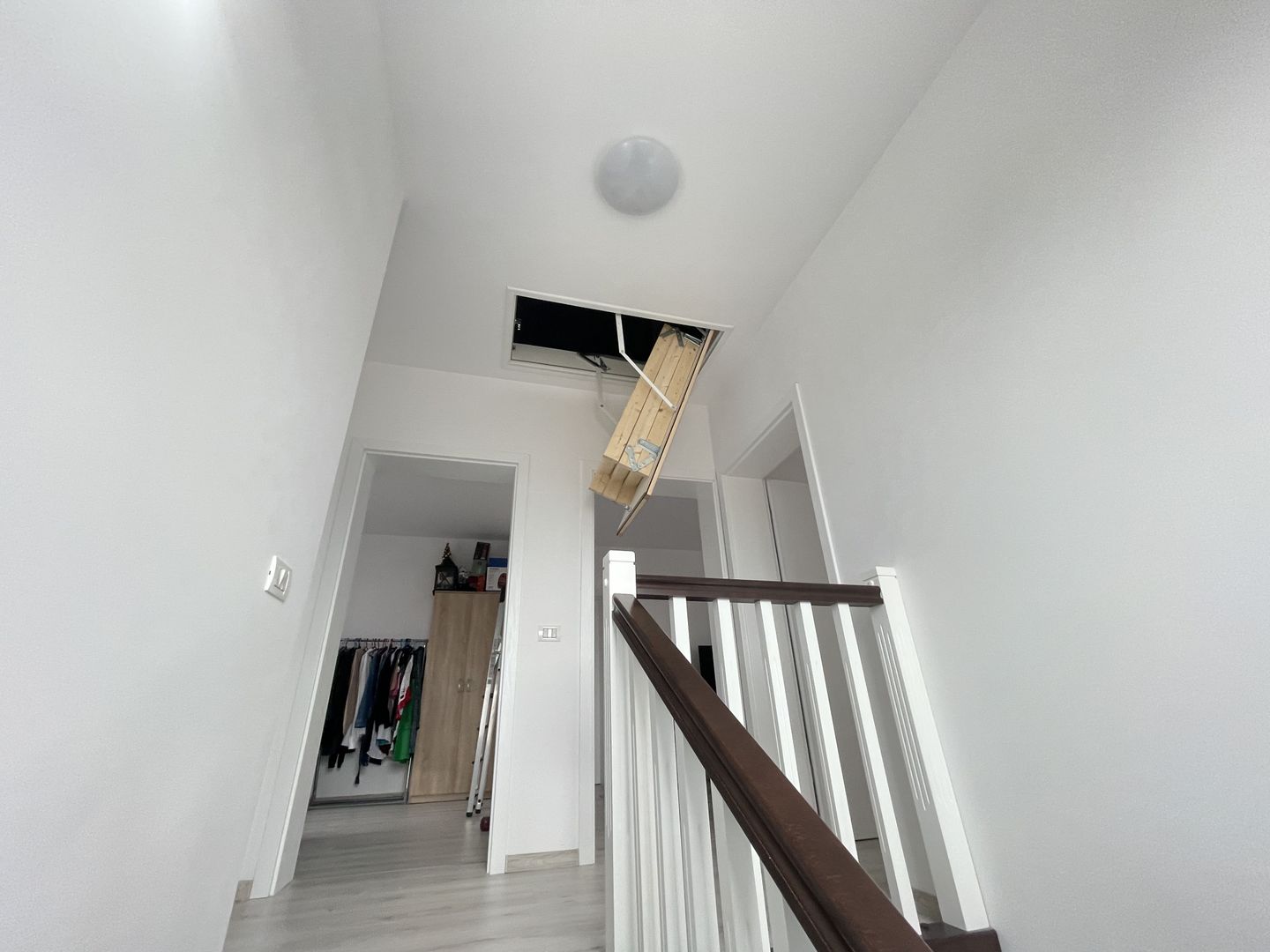 Duplex P+1E -unități separate prin cameră tehnica - Poză 10