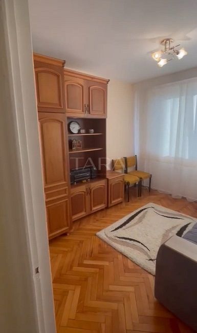 Apartament cu 3 camere de vanzare in Grigorescu. - Poză 11