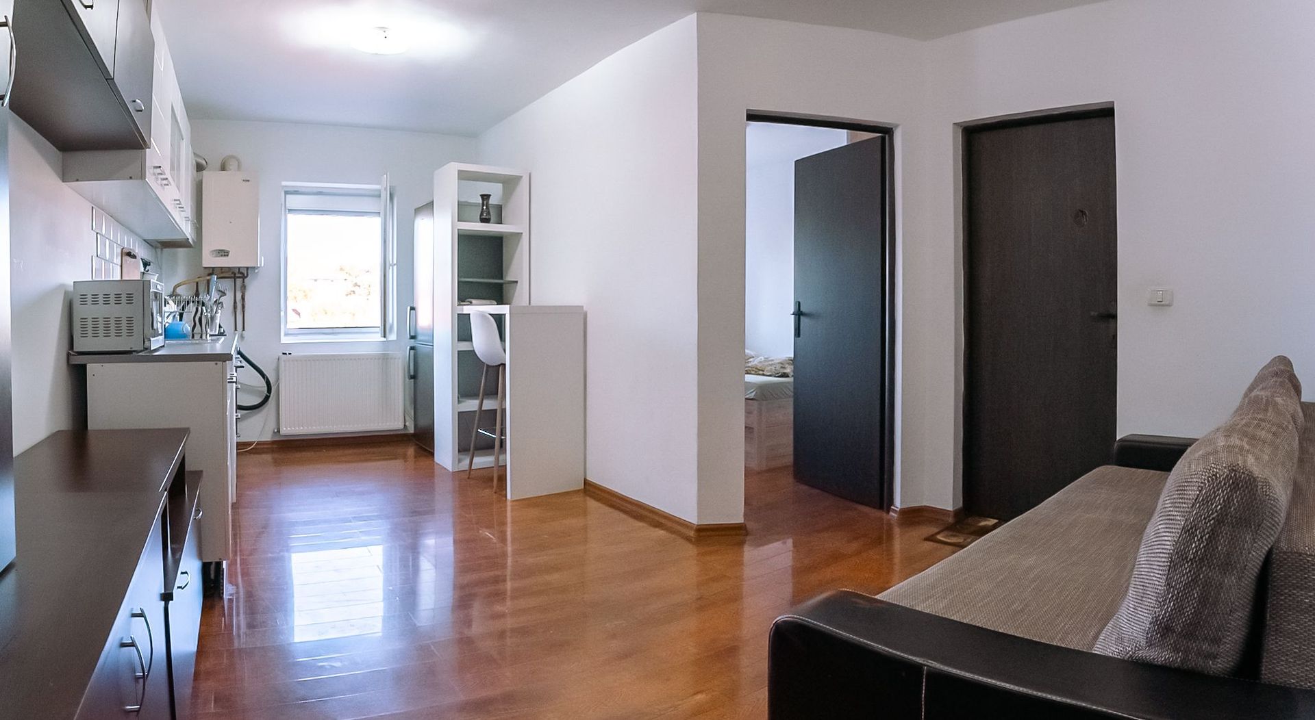 Apartament cu 2 camere Pârneava - Poză 1