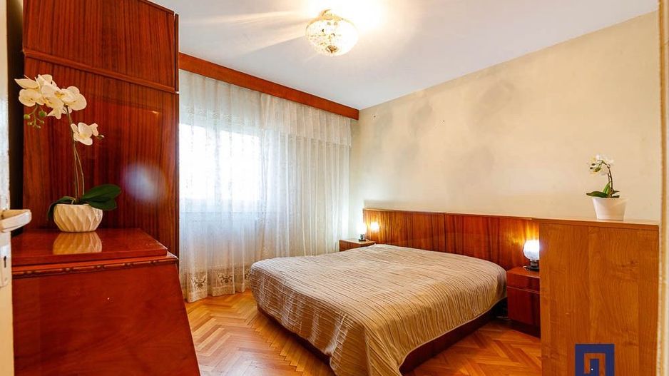 OCAZIE RARĂ: apartament 3 camere, etaj 1, Parcul Bucovina, Comision O - Poză 7