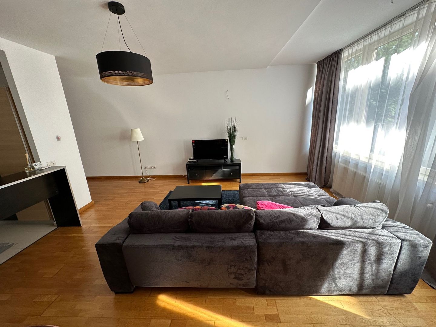Apartament spatios - Poză 5