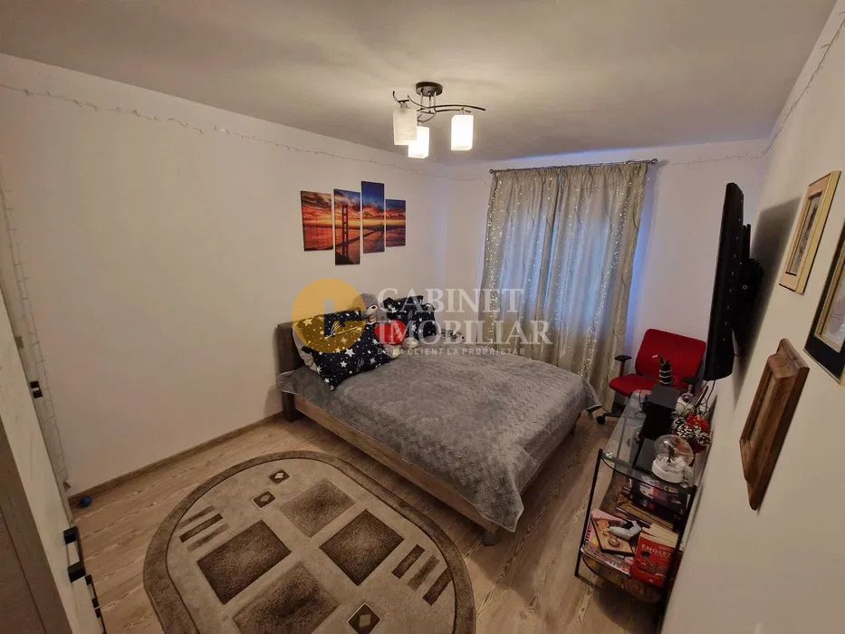 Cug - 2 Camere Decomandat + Loc De Parcare - Poză 3