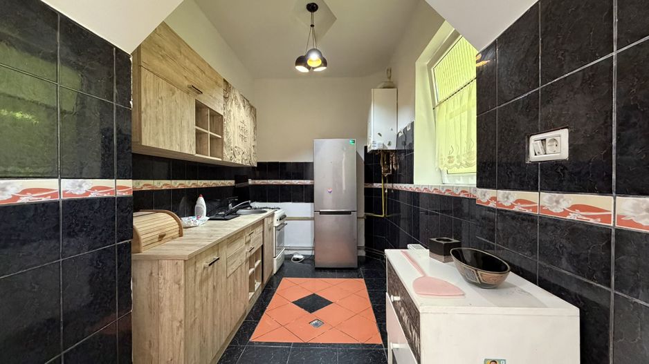 Apartament 2 camere cochet, renovat, curte ingrijita-Piata Catedralei - Poză 7
